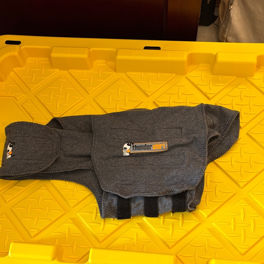 ThunderShirt Gray Dog Jacket